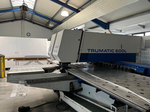 Máquina punzonadora-láser CNC Trumpf 600L  