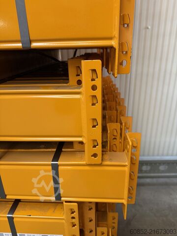 Heavy-duty shelving pallet racks 14 lfm Jungheinrich MPB Palettenregale H: 500cm, Fachlast: 2100 kg