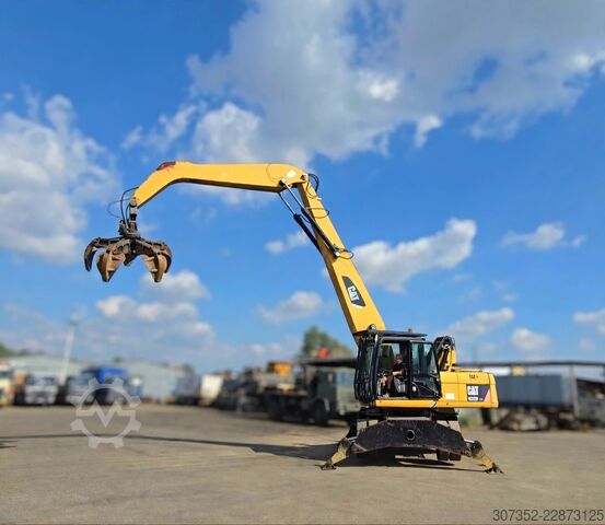 Mobile excavator Caterpillar M322D