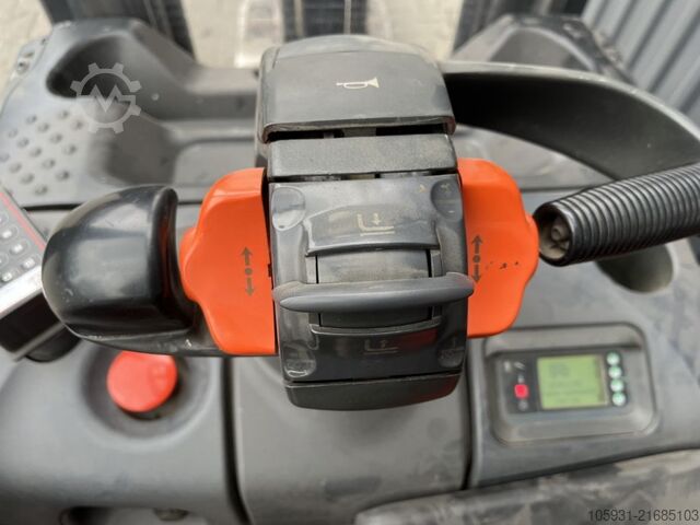 Stand-on stacker Linde D14SP