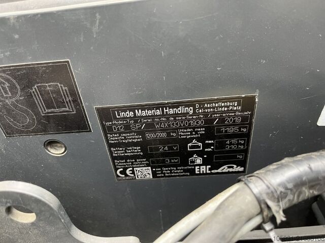 Stand-on stacker Linde D12SP