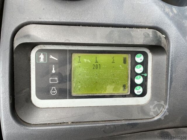 Stand-on stacker Linde D12SP