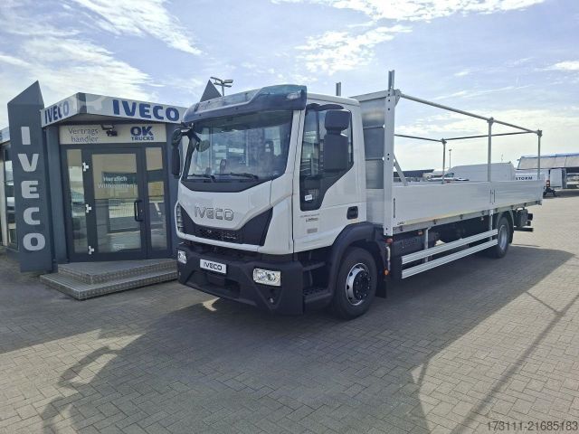 Lastbil med flak IVECO Eurocargo 140E28/FP / Automatik