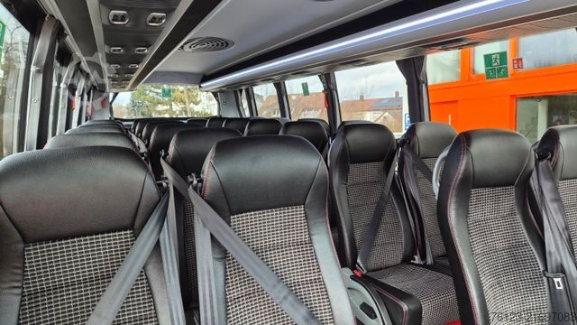 Minibus IVECO 2x Daily 70 Lagerfahrzrug Ferqui Sunrise 2,5 m B