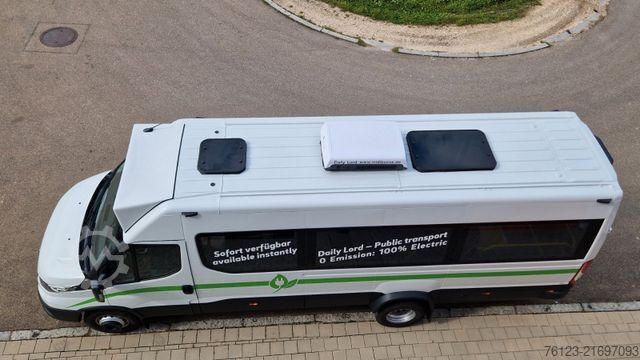 City bus IVECO Daily Heckniederflur Elektro City Stock