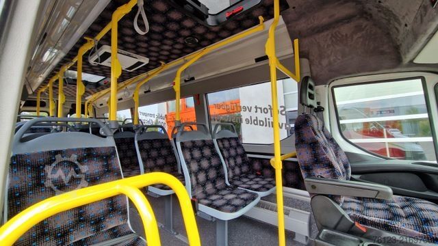 City bus IVECO Daily Heckniederflur Elektro City Stock