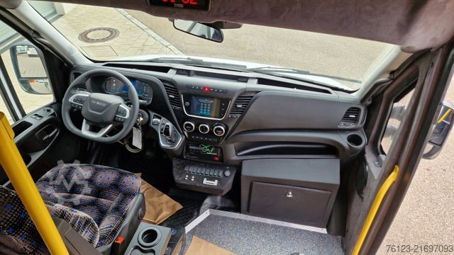 City bus IVECO Daily Heckniederflur Elektro City Stock