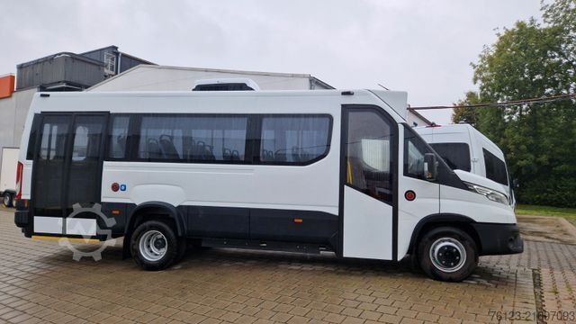 City bus IVECO Daily Heckniederflur Elektro City Stock