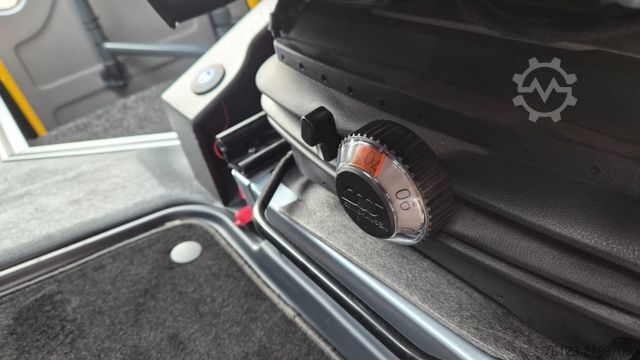 Minibus MERCEDES-BENZ 517 Sprinter GSR 2 Automatik 22 SS  Stock