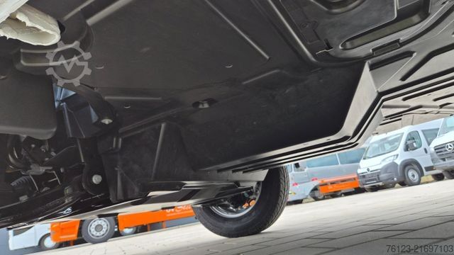 High top van MERCEDES-BENZ Sprinter III Kasten  519 CDI RWD 4x 4 Allrad