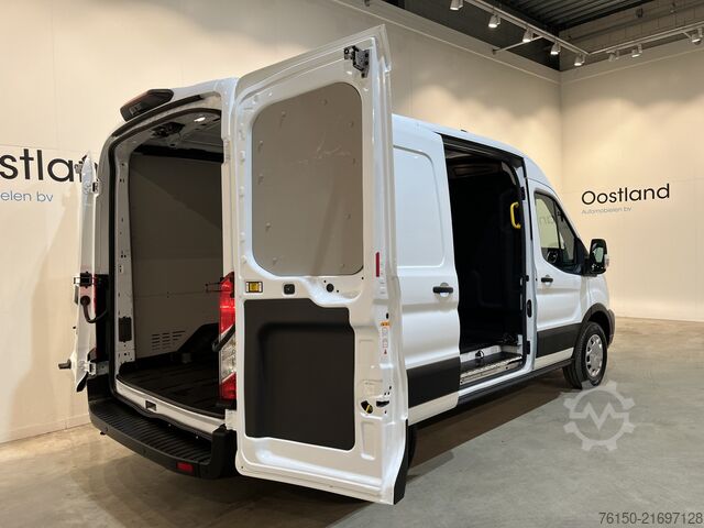Bestelwagen Ford E-Transit 390 (3500 kg) L2H2 Trend 68 kWh 184 P...