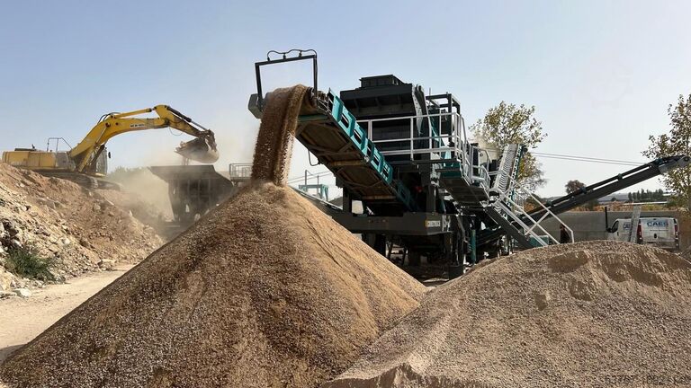 Knusningsudstyr 120 TPH mobile impact crushing plant 120 TPH mobile impact crushing plant