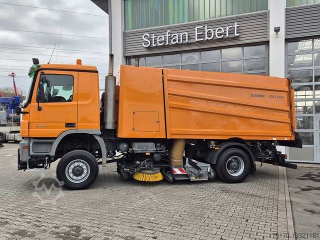 Silniční zametač MERCEDES-BENZ Actros 2032 A 4x4 Bucher STKF 9500 Airport 30x