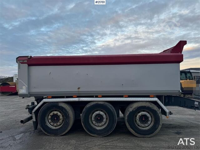 Istrail Triple Axle Trailer Istrail Triple Axle Trailer