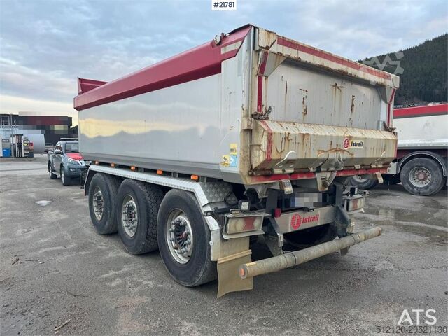 Istrail Triple Axle Trailer Istrail Triple Axle Trailer