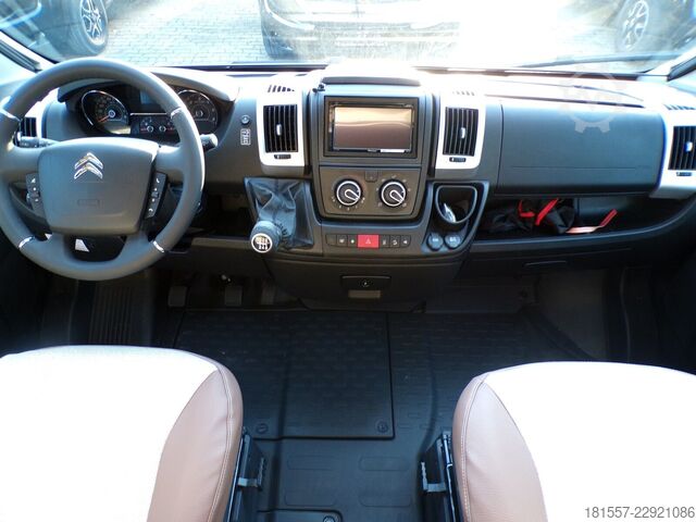 Half-integraal camper BÜRSTNER Limited T IT 727 G Hubbett, SAT, Markise