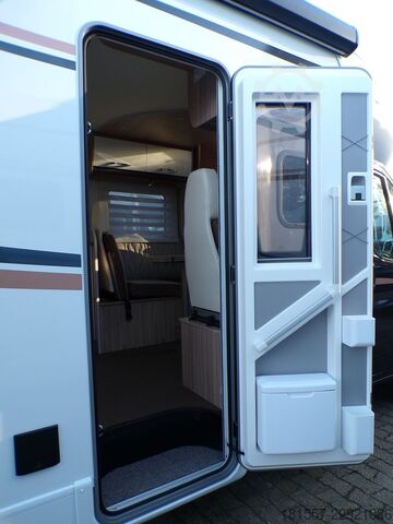 Half-integraal camper BÜRSTNER Limited T IT 727 G Hubbett, SAT, Markise
