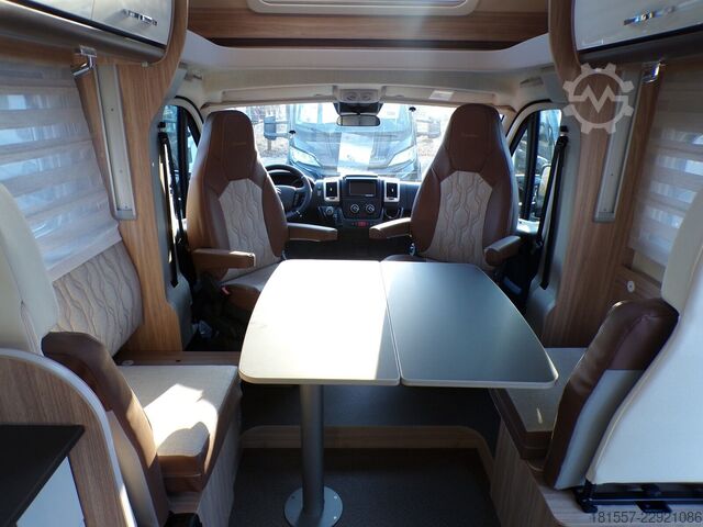Half-integraal camper BÜRSTNER Limited T IT 727 G Hubbett, SAT, Markise
