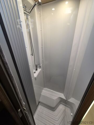 Halvintegrerad husbil KNAUS Van TI PLUS PLATINUM SELECTION 650 MEG *2x LiPo*