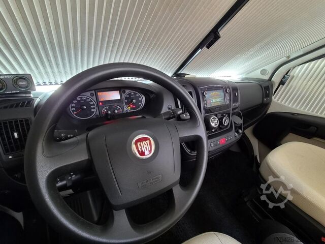 Halvintegrerad husbil HYMER/ERIBA Exsis-t 588 *Komfort-Line Paket*SAT + TV*