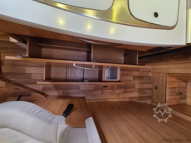 Halvintegrerad husbil HYMER/ERIBA Exsis-t 588 *Komfort-Line Paket*SAT + TV*