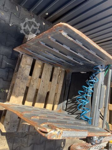 Bale clamps Cascade 28G-BCS-154
