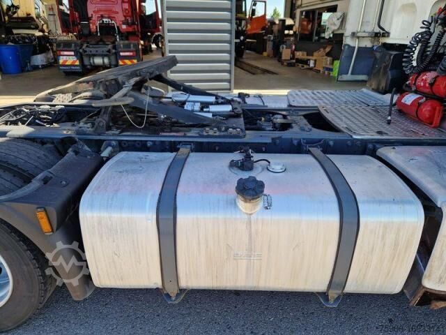 Tracteur routier standard DAF XF 480 MEGA