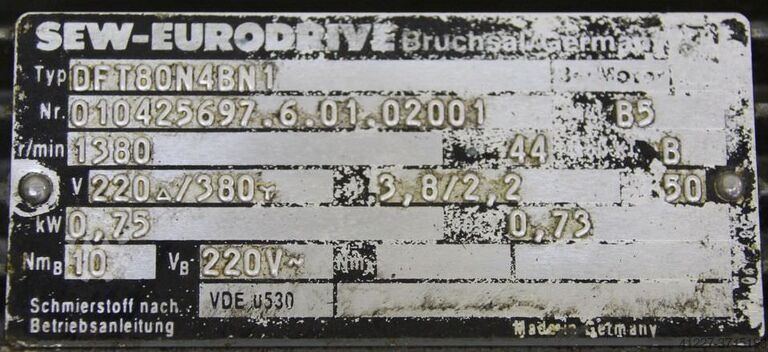 Dişli motor 0,75 kW 304 d/dak SEW-EURODRIVE RF40A