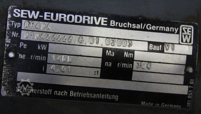 Dişli motor 0,75 kW 304 d/dak SEW-EURODRIVE RF40A