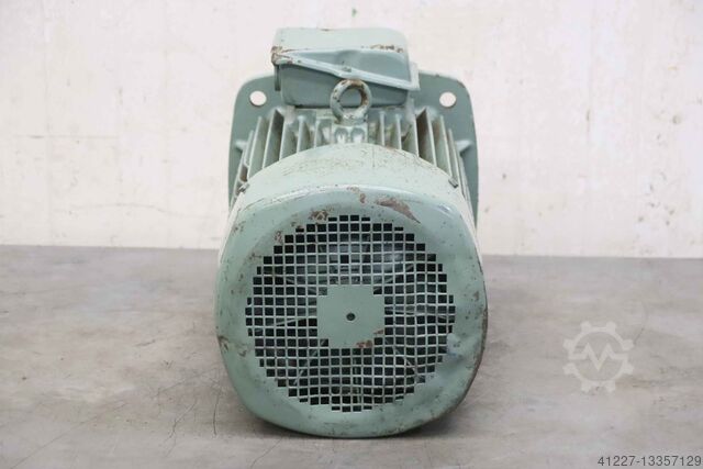 Moteur électrique 11 kW 1440 tr/min VEM KMR 132. M4 A