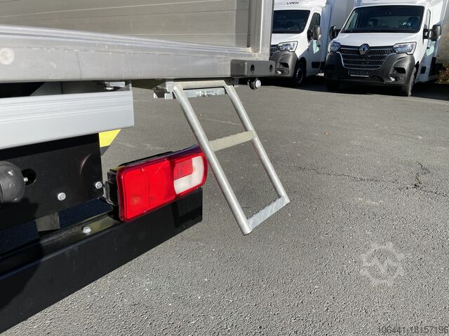 Transporter sa koferom VW Crafter Möbelkoffer
