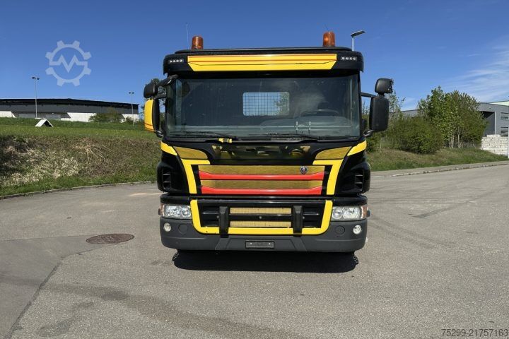 Sklápěcí nákladní automobil Scania P410 6x4 UT / Swiss-Vehicle