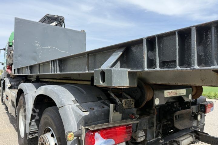 Grua montada em camião  215-3/40 für Hakengerät & BDF Twistlock
