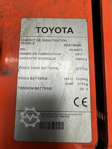 Vnější reach truck BT RRE160HR s vážicím systémem RAVAS BT RRE160HR