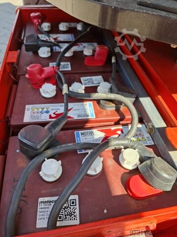 Teleszkópos munkaállvány JLG E300AJP