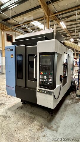 Vertikalni obradni centar DOOSAN T3600D
