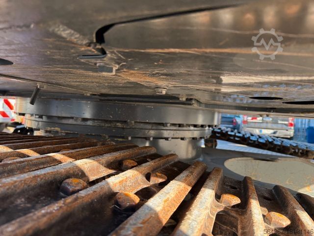 Chain excavator KOBELCO SK210 NLC-10 OQ70 Klimaautomatik 180 Grad