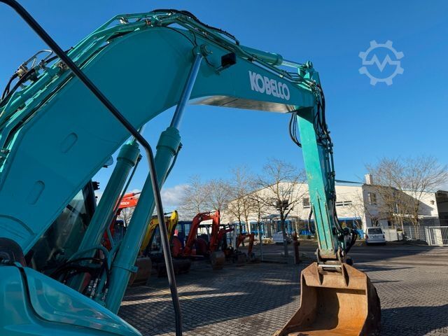 Kettenbagger KOBELCO SK210 NLC-10 OQ70 Klimaautomatik 180 Grad