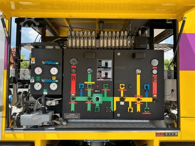 Speciale doeleinden vrachtwagen MERCEDES-BENZ 3238 SK Löschfahrzeug Rosenbauer ULF9000Mixmatik