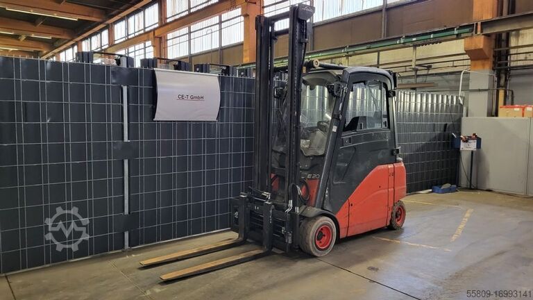 Stivuitor electric cu 4 roți Linde E 20 PHL //