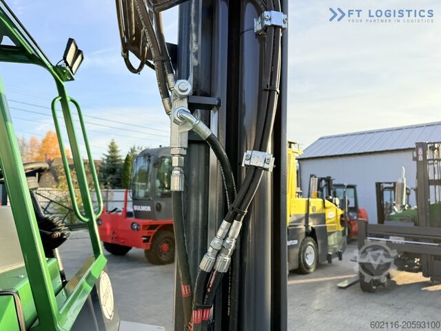 Carretilla elevadora multidireccional Combilift CB4000 GAS TRIPLEX 5200 POSITIONER