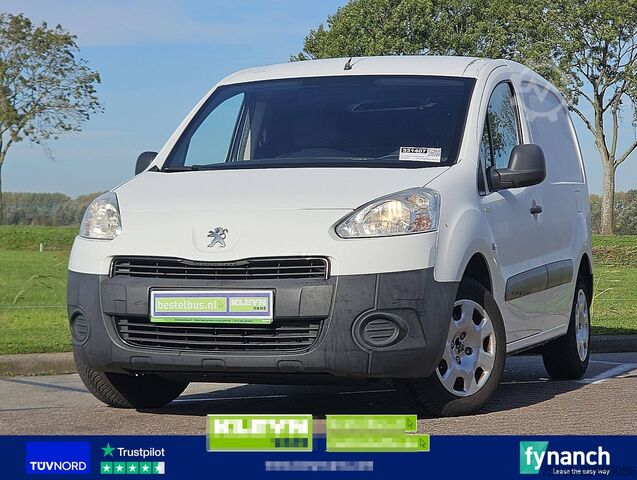 PEUGEOT PARTNER 1.6 automaat, airco, navi, pdc, zijdeur PEUGEOT PARTNER 1.6 automaat, airco, navi, pdc, zijdeur