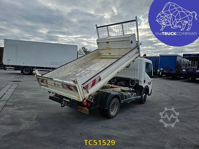  Renault Maxity 150