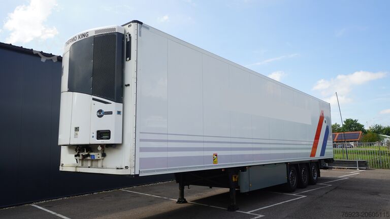 Transport réfrigéré/congélé Schmitz Cargobull 3 AXLE FRIGO TRAILER WITH THERMO KING SLX I BI-...