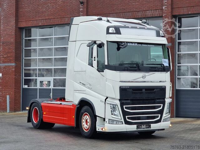 Standaard-SZM Volvo FH 13.460 Globetrotter 4x2 - I Save - Custom in...