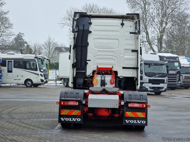 Standaard-SZM Volvo FH 13.460 Globetrotter 4x2 - I Save - Custom in...
