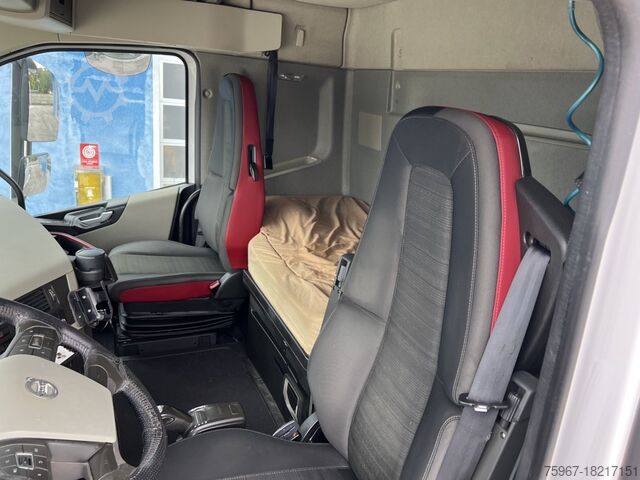 Afneembare vrachtwagen Volvo FH 500