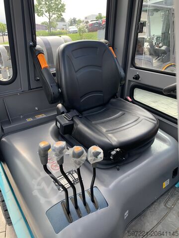 Carrelli elevatori a GPL Heli CPYD30 Vorführgerät Vollkabine