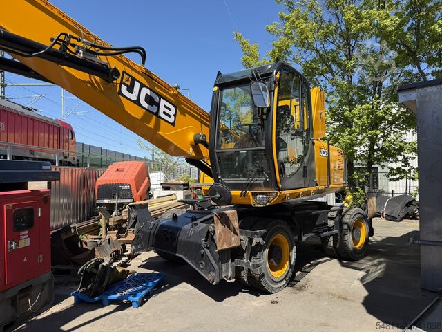Manipulátor materiálu JCB JS20MH