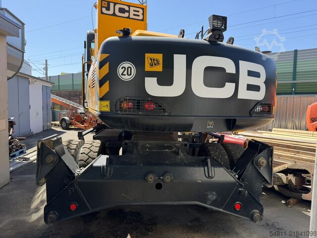 Manipulátor materiálu JCB JS20MH